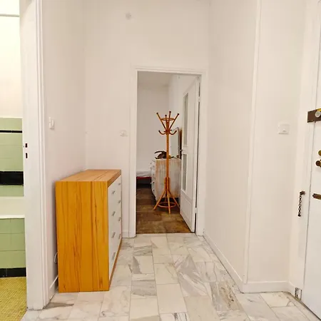Apartment Hostdomus - La Nassa