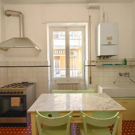 Apartment Hostdomus - La Nassa *